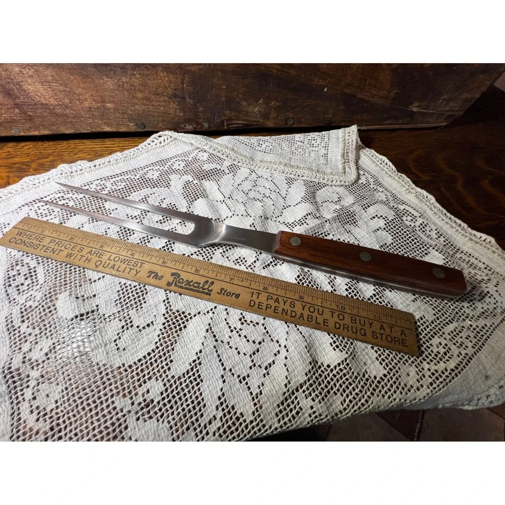 Vintage Stainless Steel Meat Carving Fork Wood Handle 3 Rivet 14 Inch Serving - Picture 4 of 5